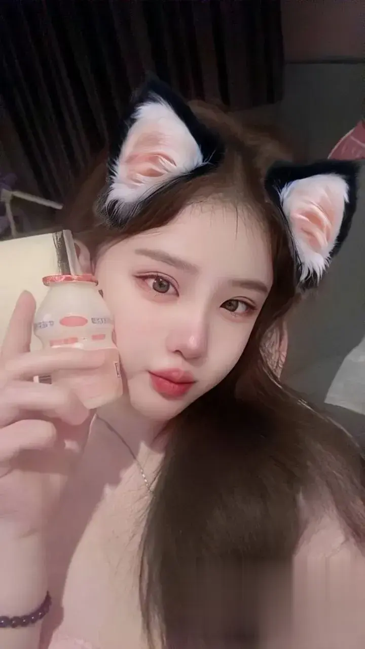 猫耳持奶酥胸发浪 猫耳持奶酥胸发浪