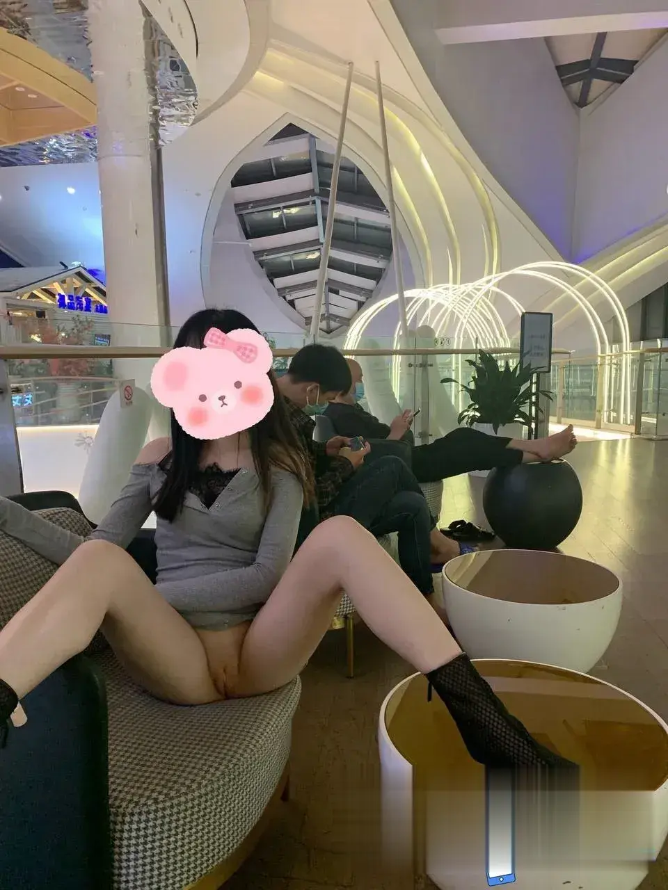 商场沙发美穴大开 商场沙发美穴大开