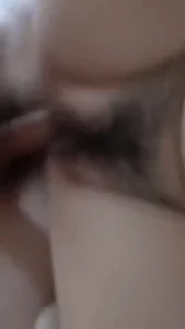 大奶母狗的诱惑：身姿婀娜引颤栗