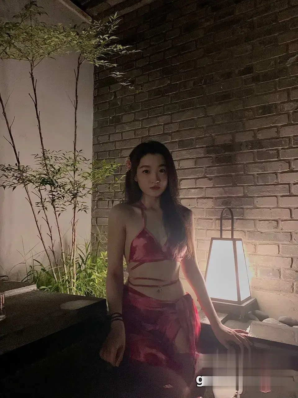 温泉红纱夜浴妖姬