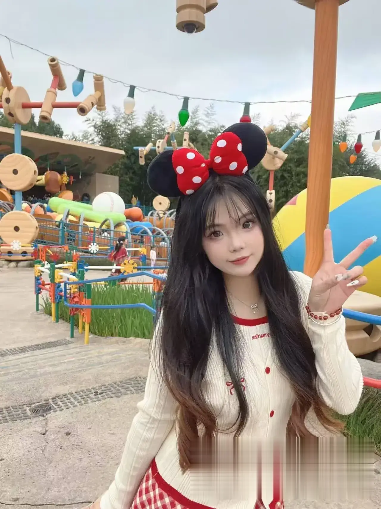 米妮耳美少女游乐园发骚