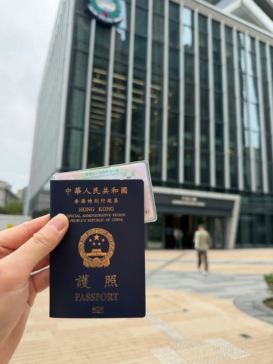 旅行达人Laurie分享护照备份技巧