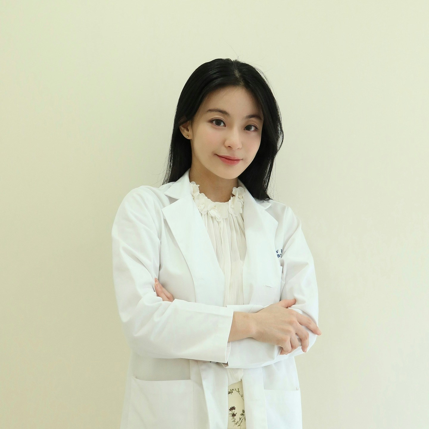 咖喱黄雅慧医美工作照