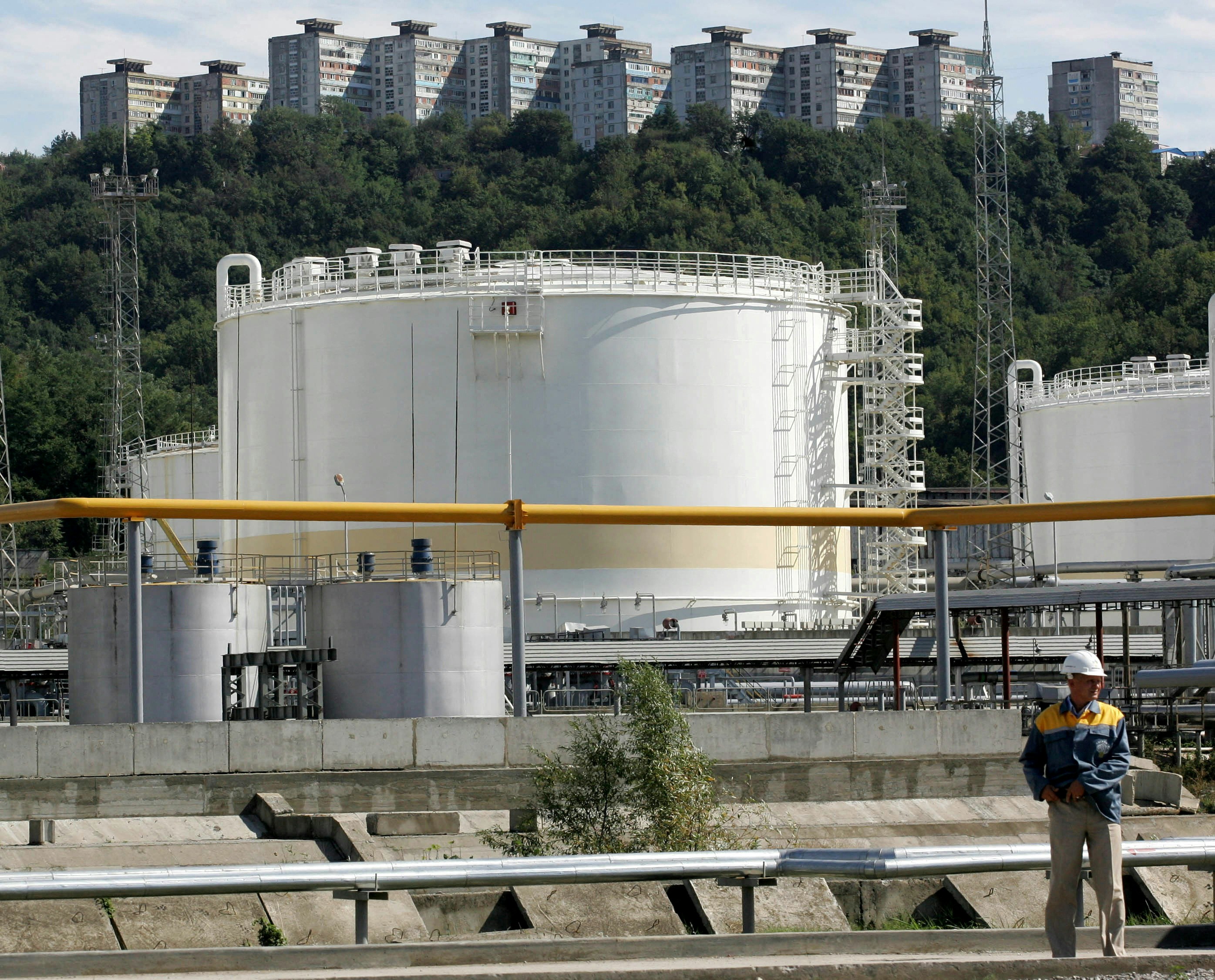 2006年9月6日,俄罗斯国家石油公司(Rosneft)位于海滨城镇Tuapse的炼油设施