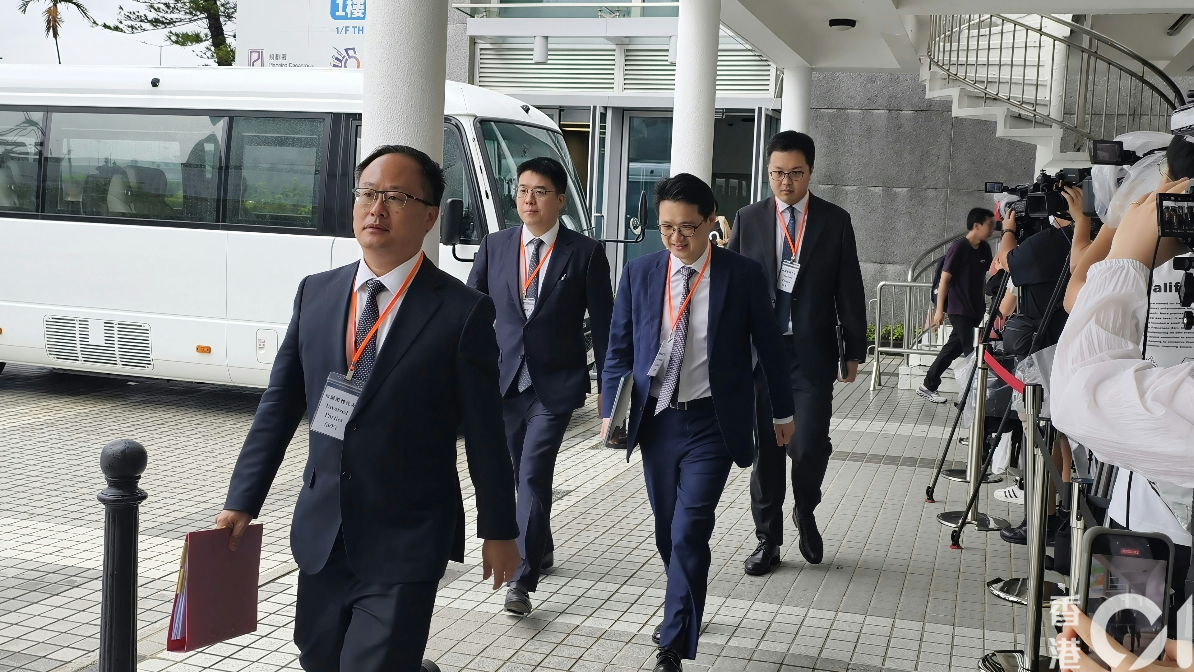 政府律师团队出席宏福苑听证会