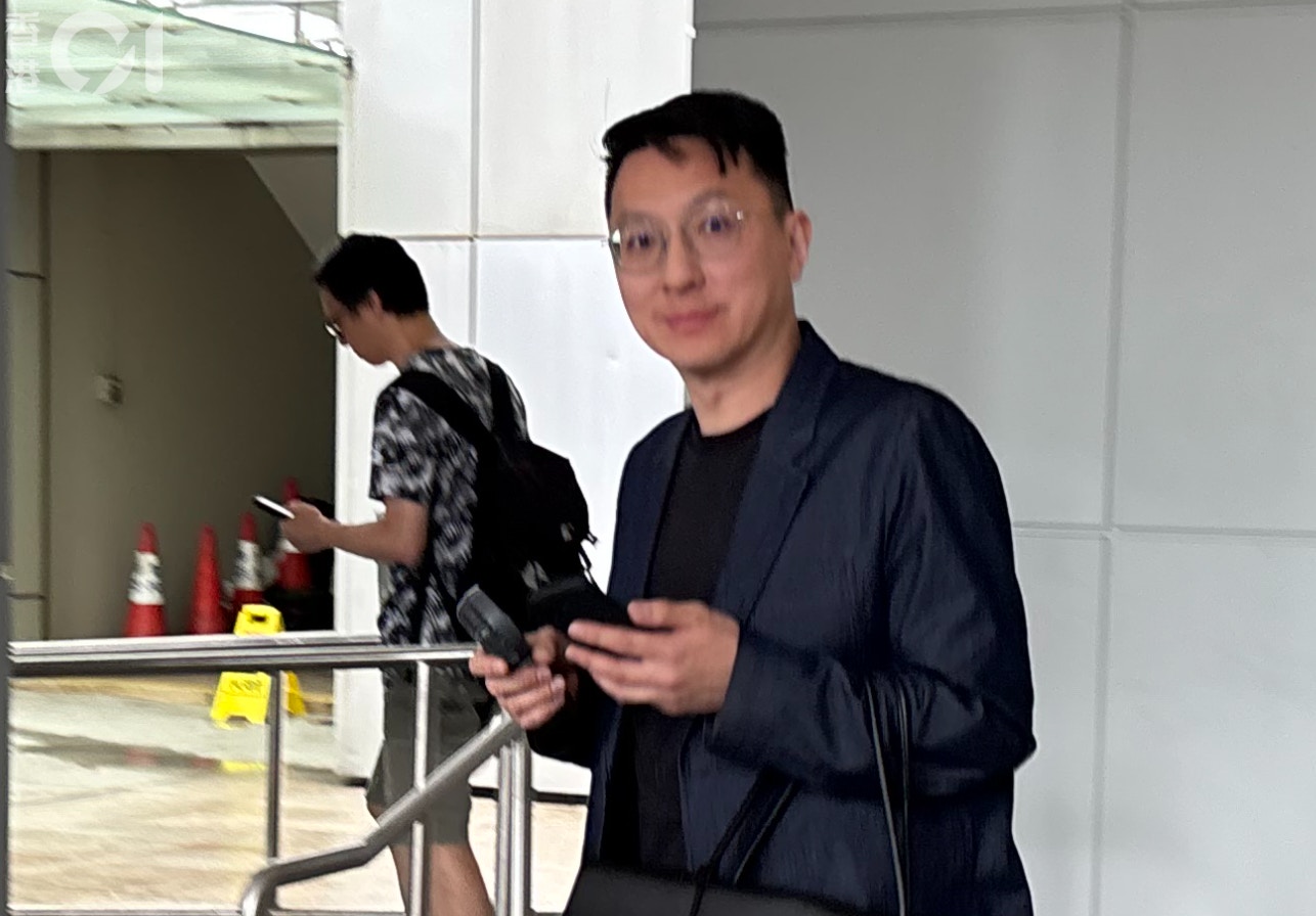 仓务部经理阮兆恒负责调查此案