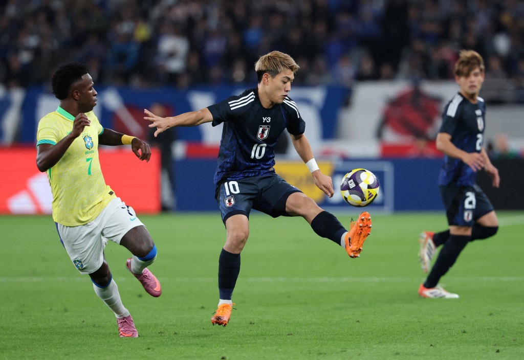世界杯32强淘汰赛前瞻:东道主强势晋级 巴西日本对决暗藏杀机