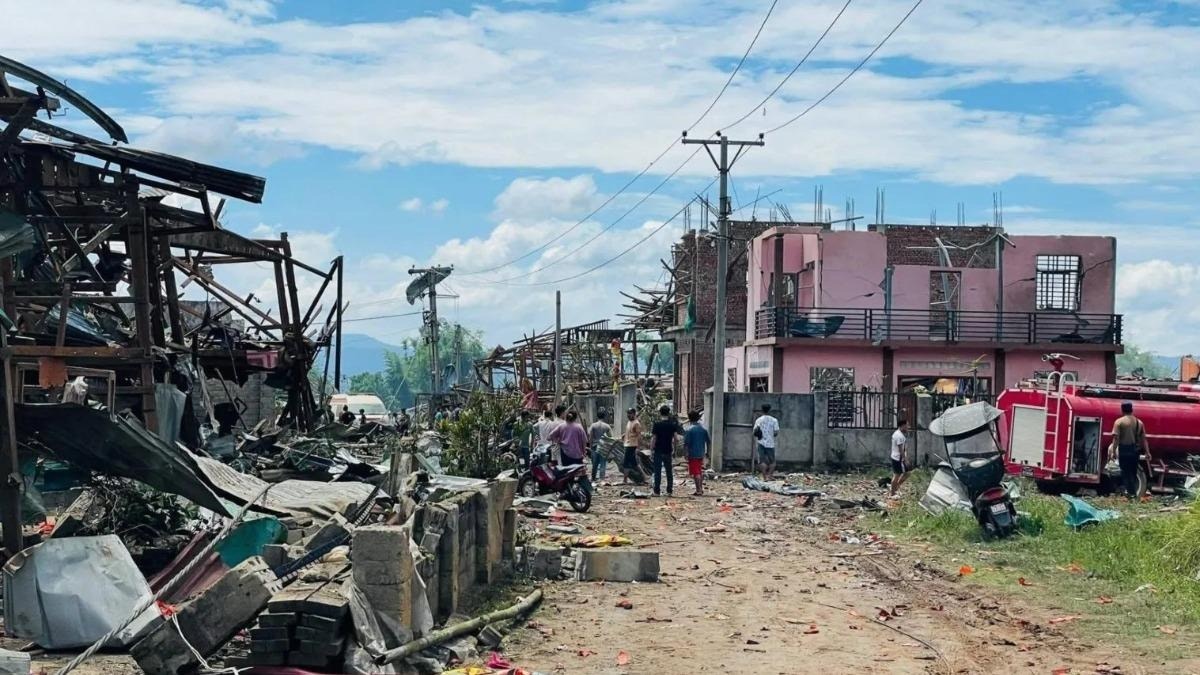 缅甸北部掸邦南坎地区5月31日发生大爆炸。(图/翻摄自X@geotechwar)