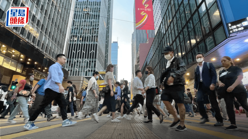 万通信托委任霸菱管理两强积金基金｜香港及大中华股票投资管理费下调