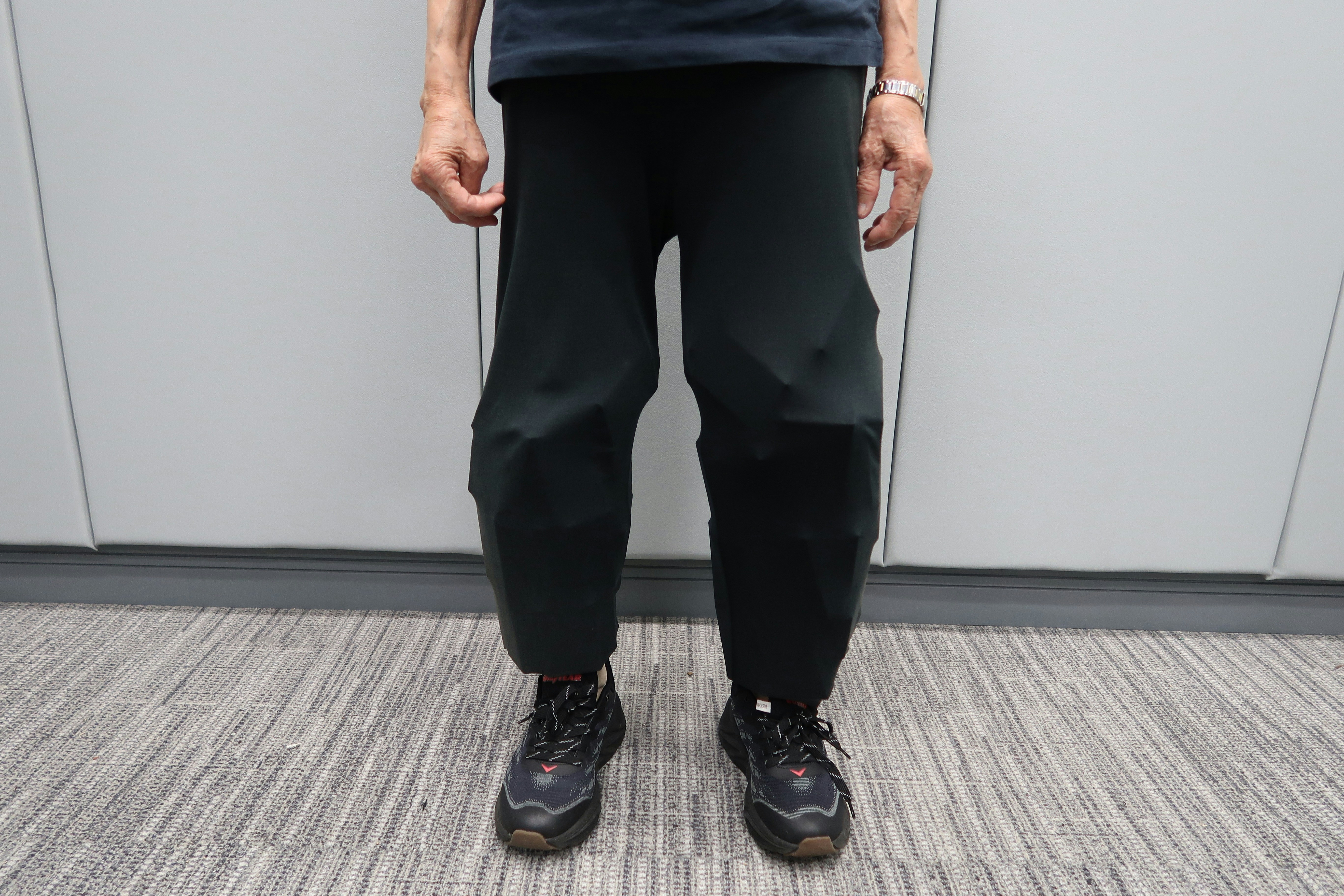 海关查获的走私香烟缠藏方式