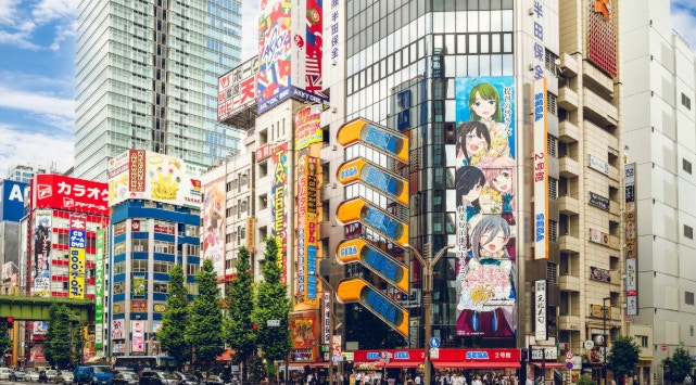 手机展示eSIM设置界面