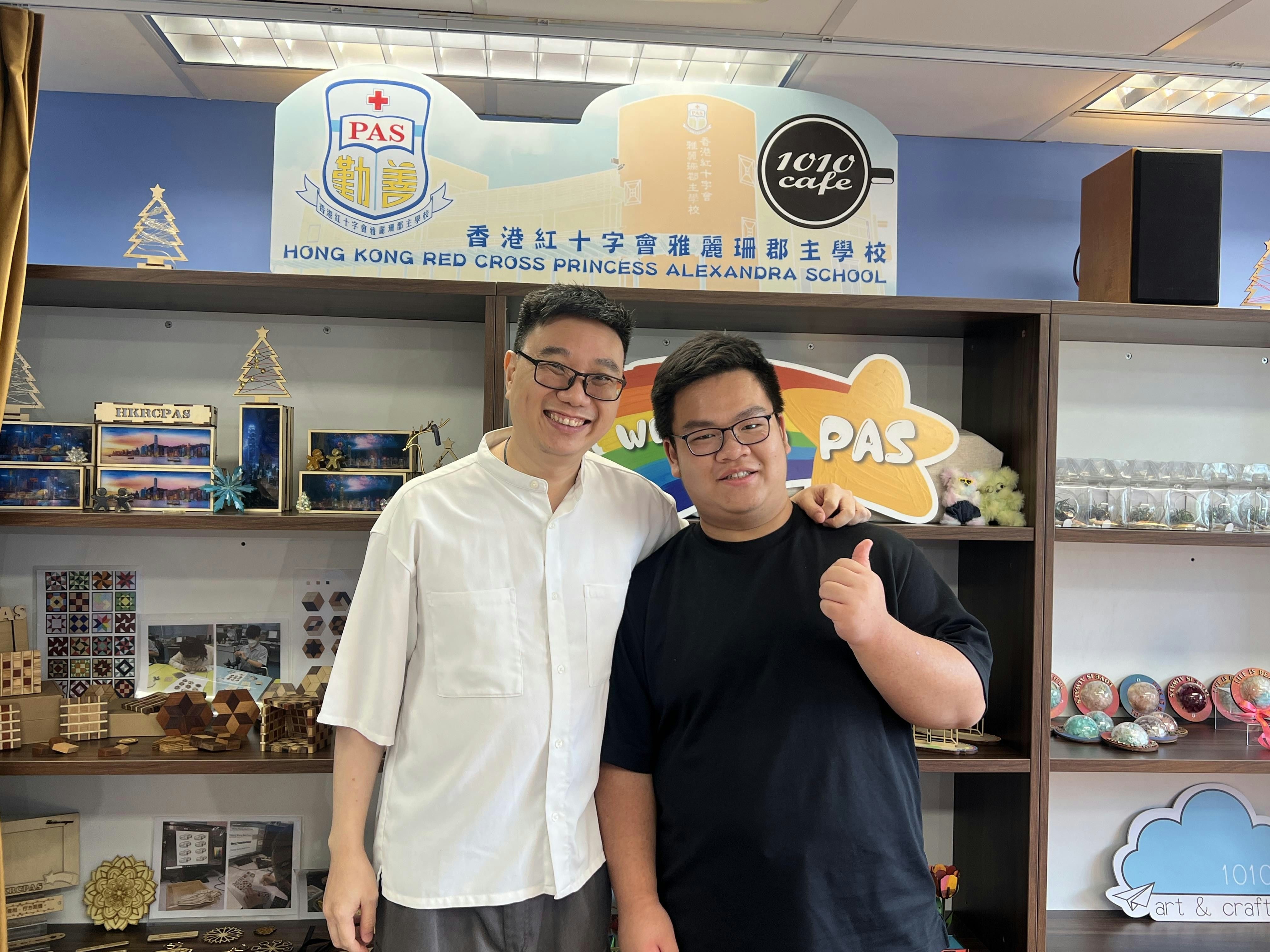 学校老师为特殊考生提供额外辅导