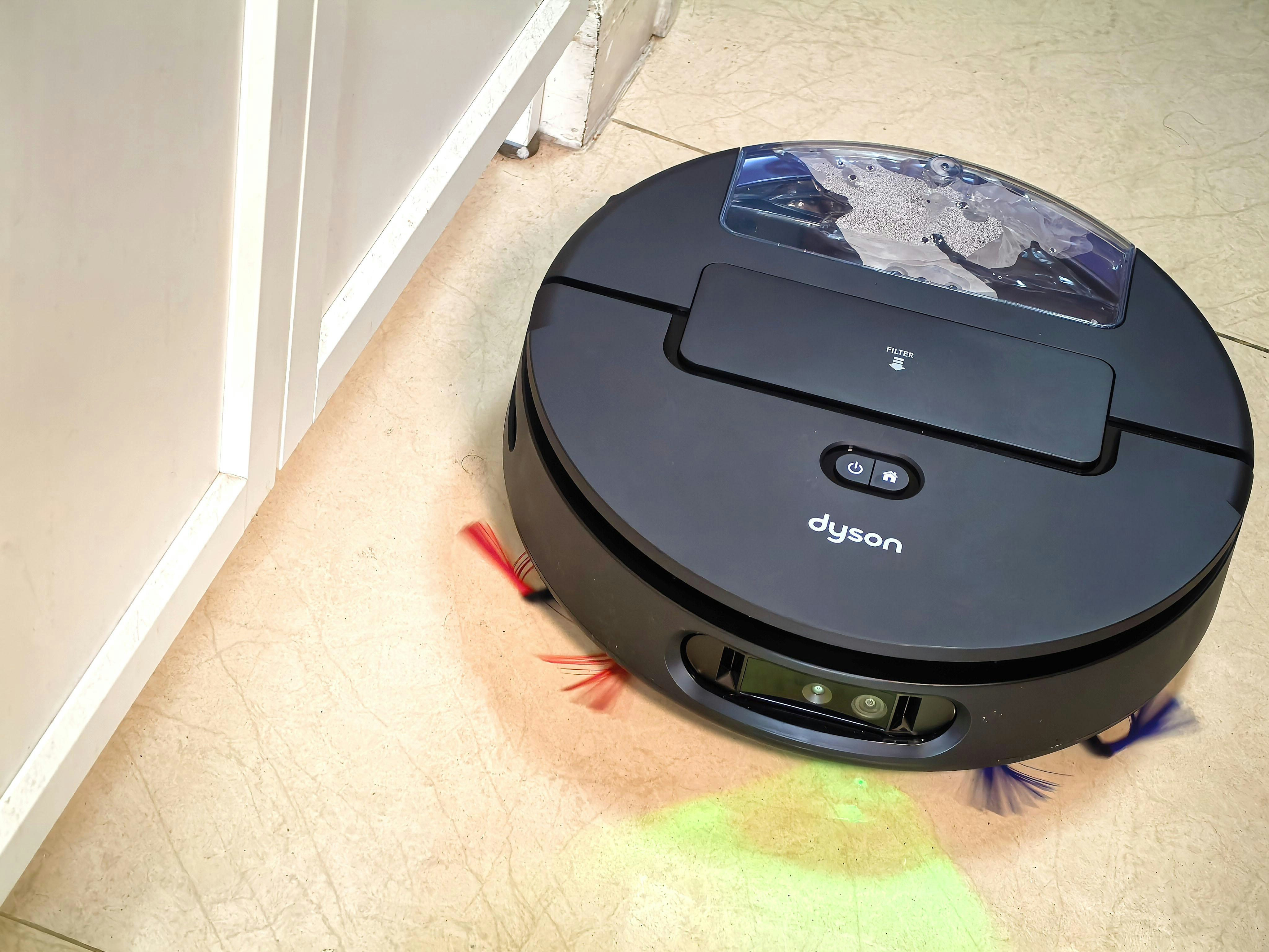 Dyson Spot+Scrub Ai 产品与价格展示