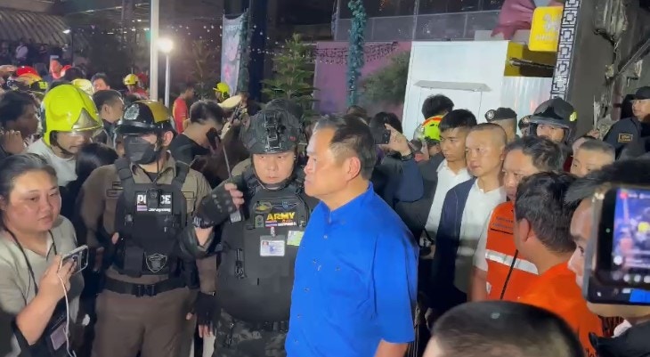 泰国男子冒充军官陪同总理视察火灾现场｜涉4项刑事控罪 自称民防义工