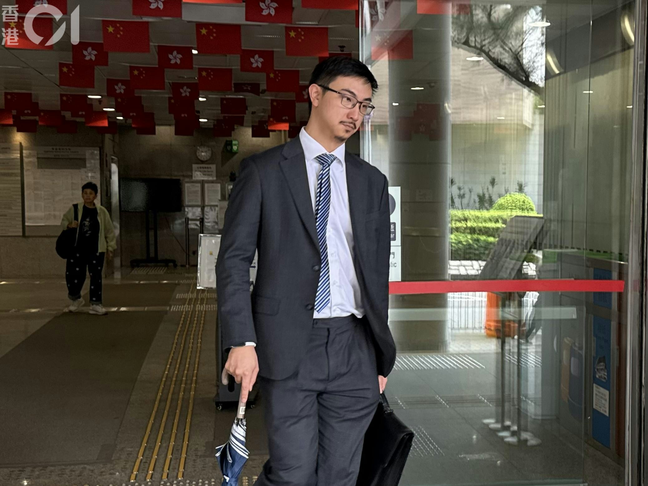 被告苏信恩出庭应讯